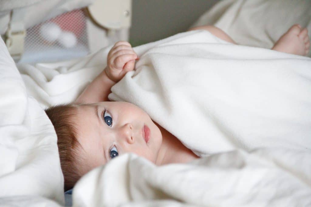Comment laver les pyjamas de bébé en velours ?
