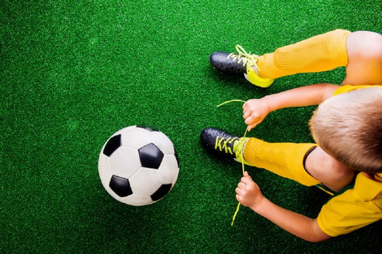 Comment inscrire son enfant au foot ?