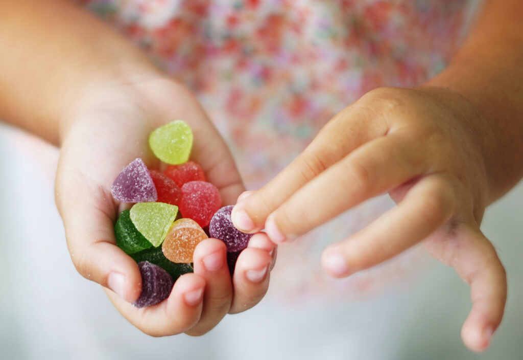 Pourquoi offrir des bonbons comme cadeau à un enfant ? 