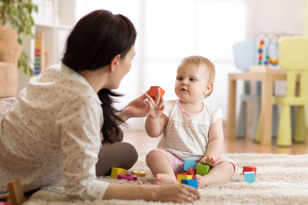 Comment faire garder son enfant durant le télétravail ?