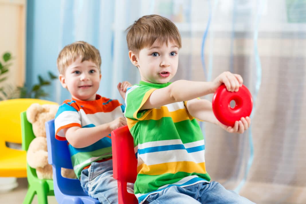 Trois activités pour développer la motricité globale de votre enfant