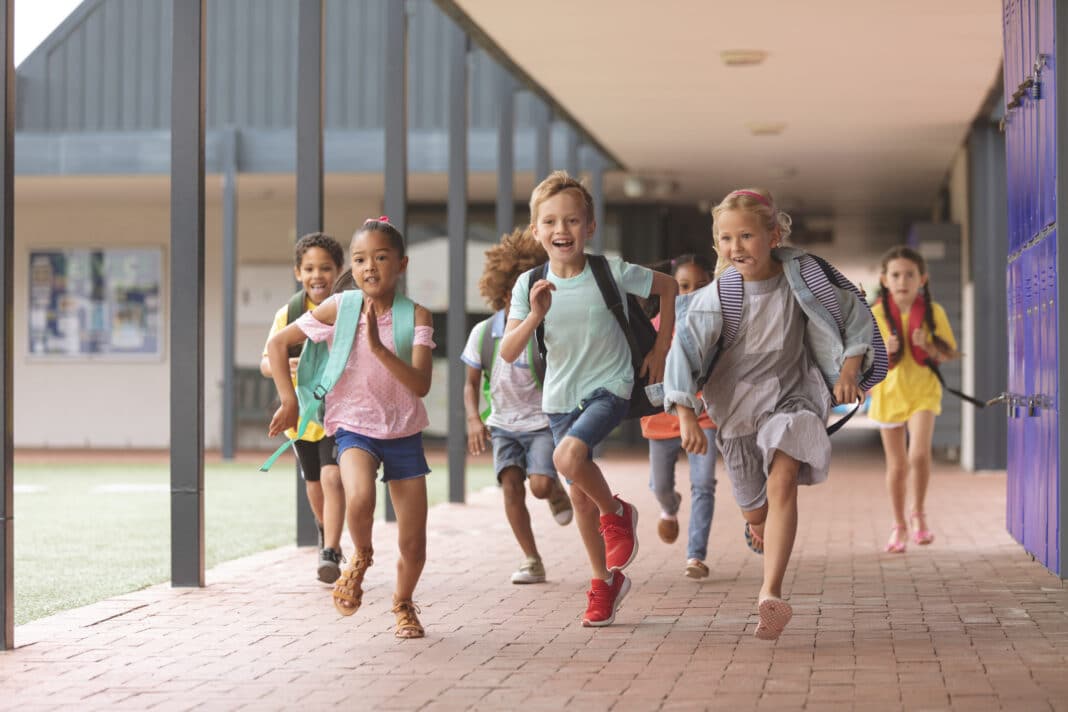 Pourquoi prendre une assurance scolaire pour son enfant ?