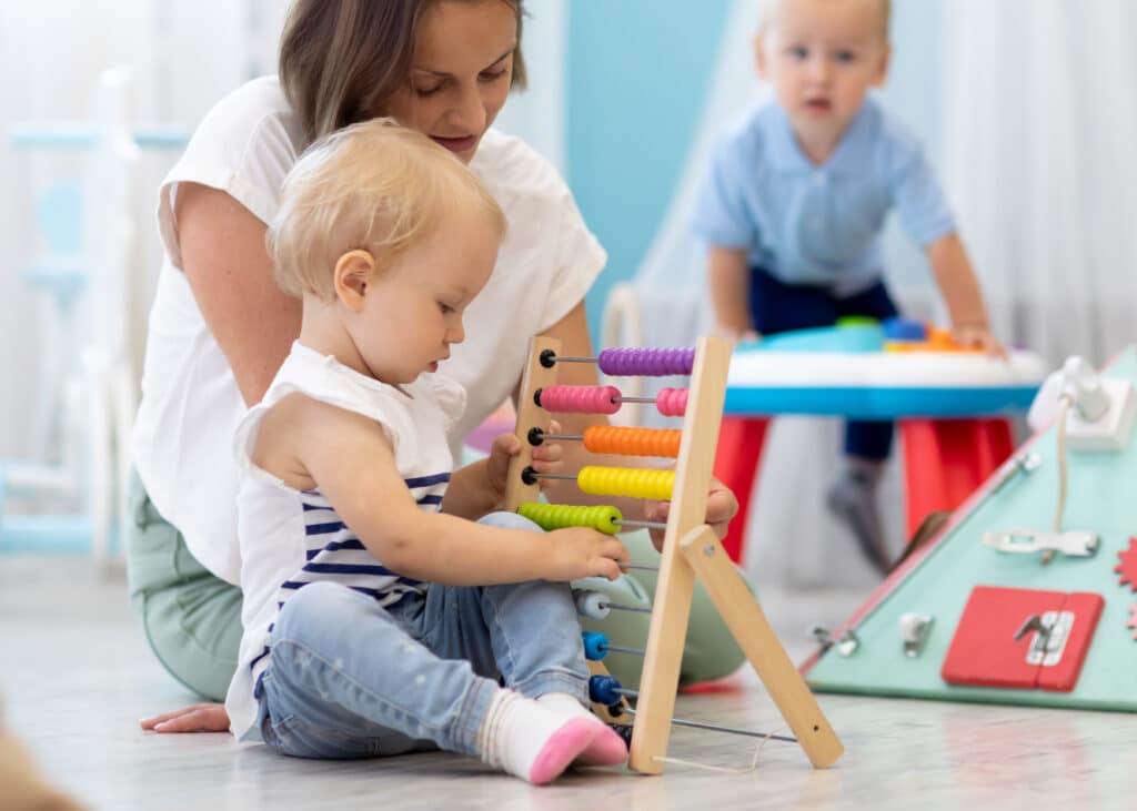 Un CAP petite enfance : ça consiste en quoi ?