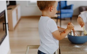 Comment choisir le mobilier Montessori pour votre enfant